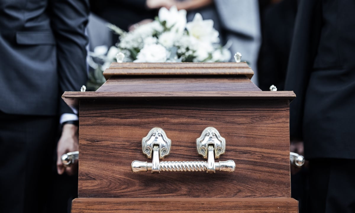 Tips voor het dragen van de kist tijdens een uitvaart