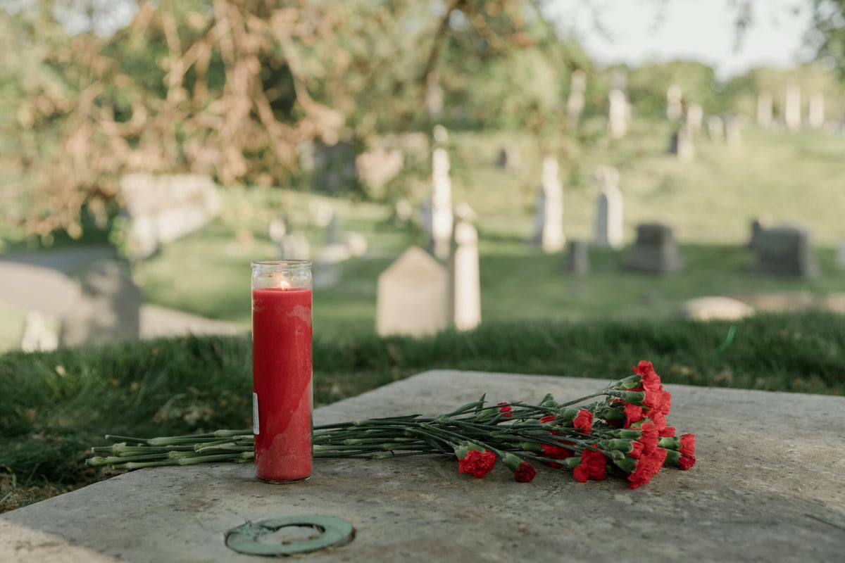 Schotse stad sluit historische begraafplaatsen vanwege overlast door jongeren