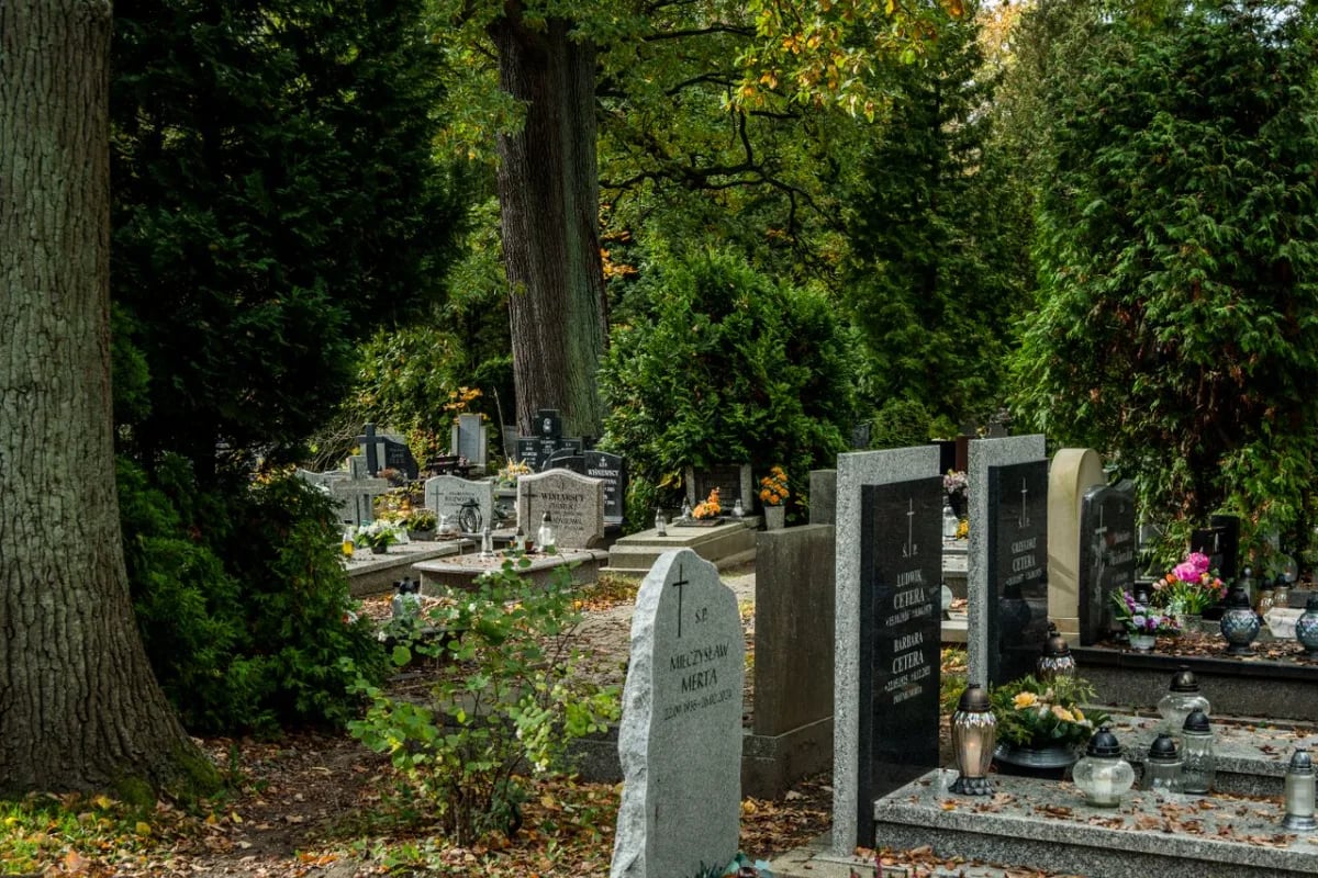 Een grafrechtenverlenging kan voor een periode van tien jaar gemiddeld €940 kosten.