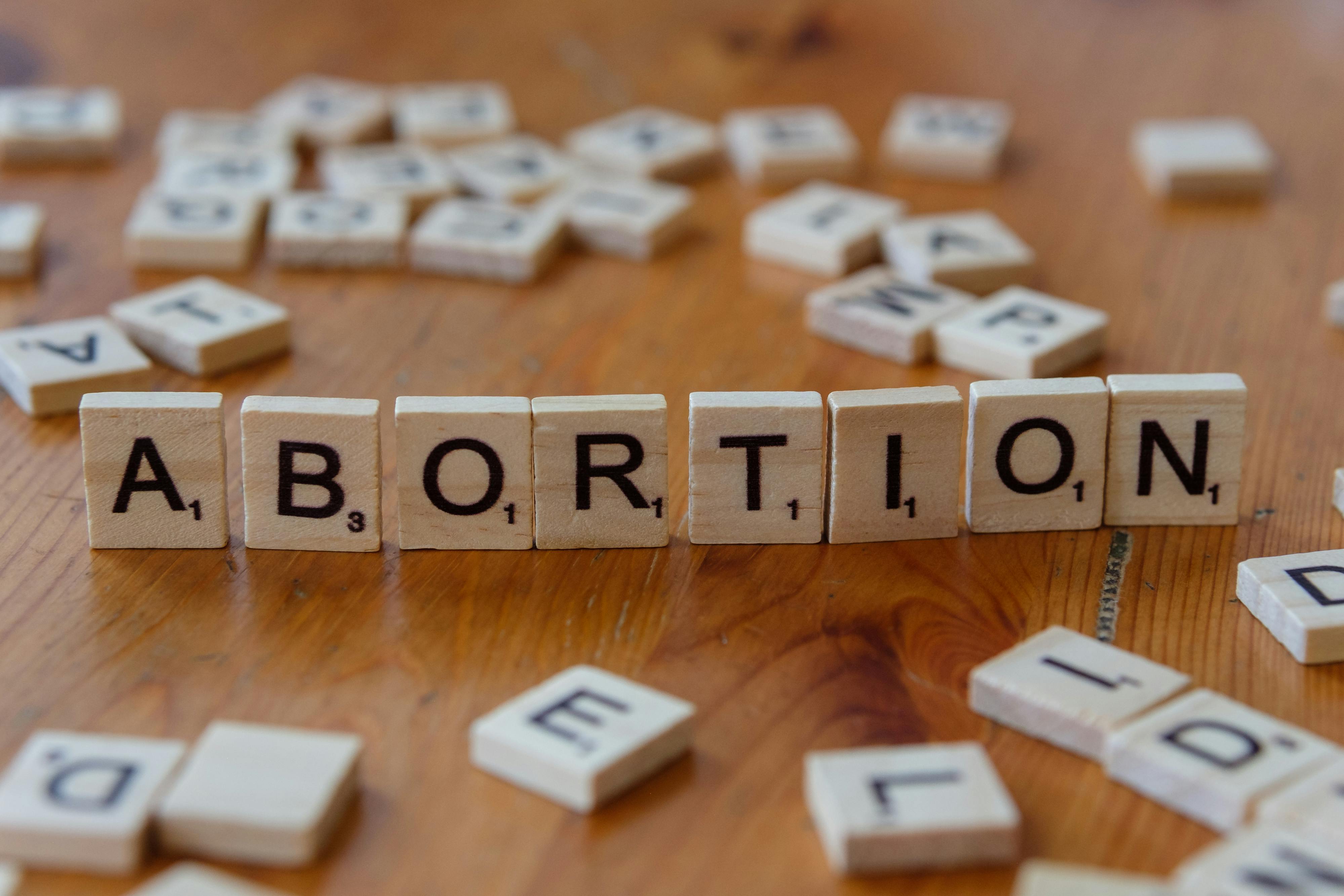 Rouwen na een abortus: hoe ga je om met gevoelens van verlies?