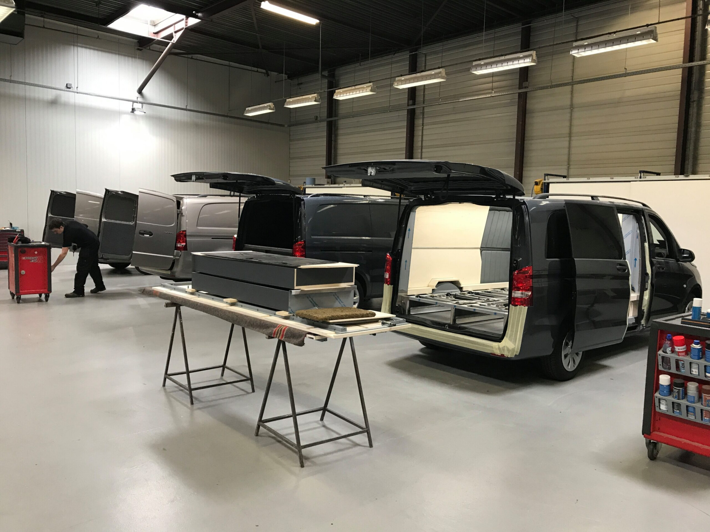 Derks Uitvaartmobiliteit (The Hearse & Limo Company)